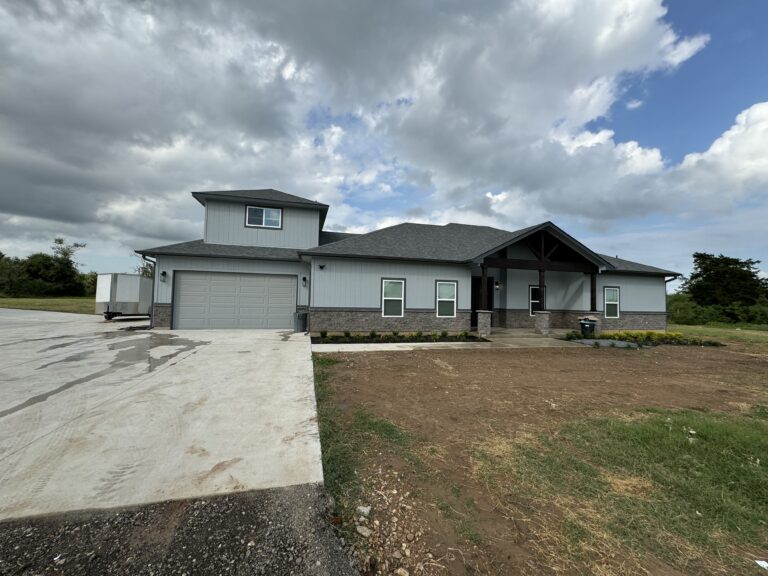 E2EB20F3-07F6-43A8-BCE3-8B557C79BA2C